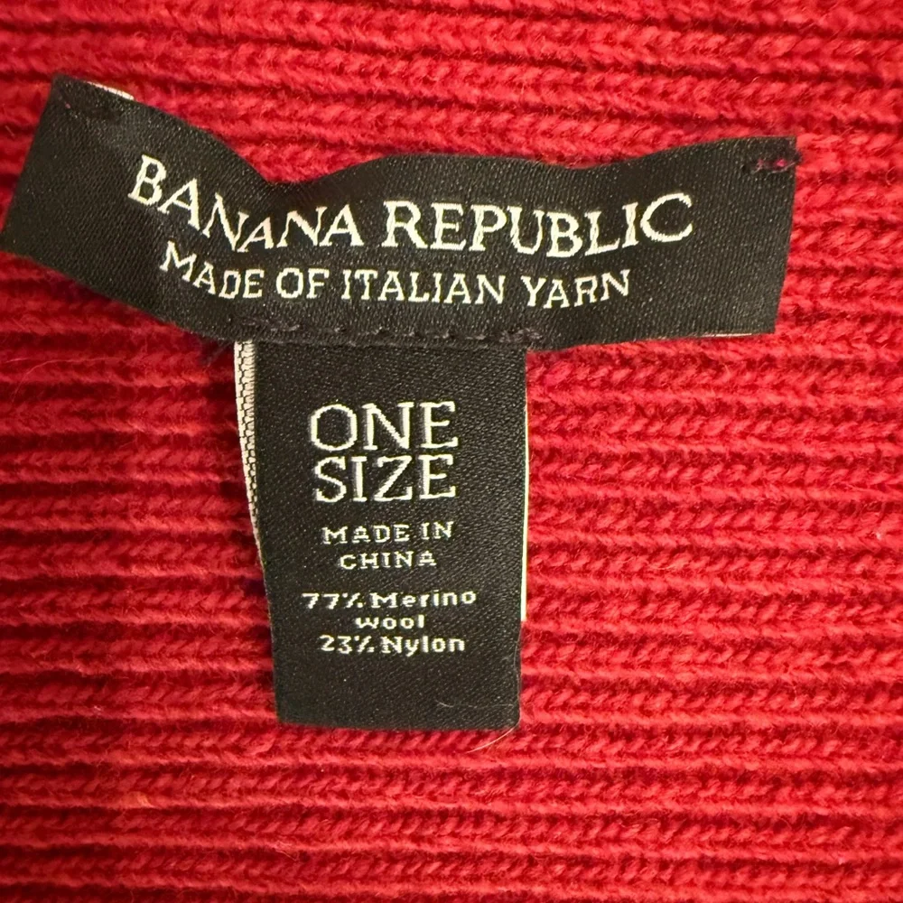 Banana Republic sophisticated banana